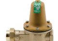 Watts LFU5B-Z3 0009154 1 inch Female Union Inlet x 1 inch Female Outlet Lead Free Copper Alloy Body Pressure Reducing Valve